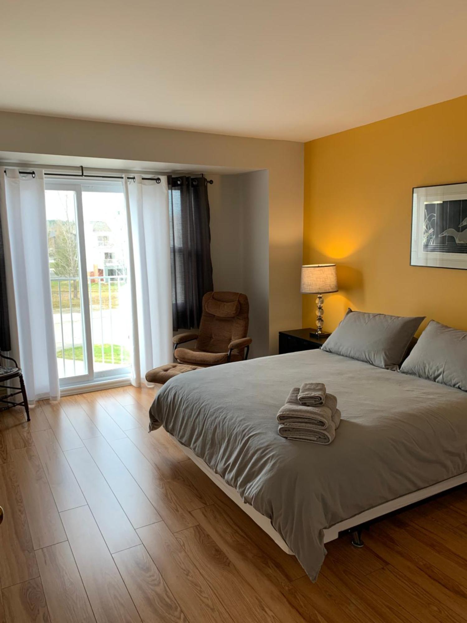 Le Pareo De Magog-Mont Orford Apartment Exterior photo